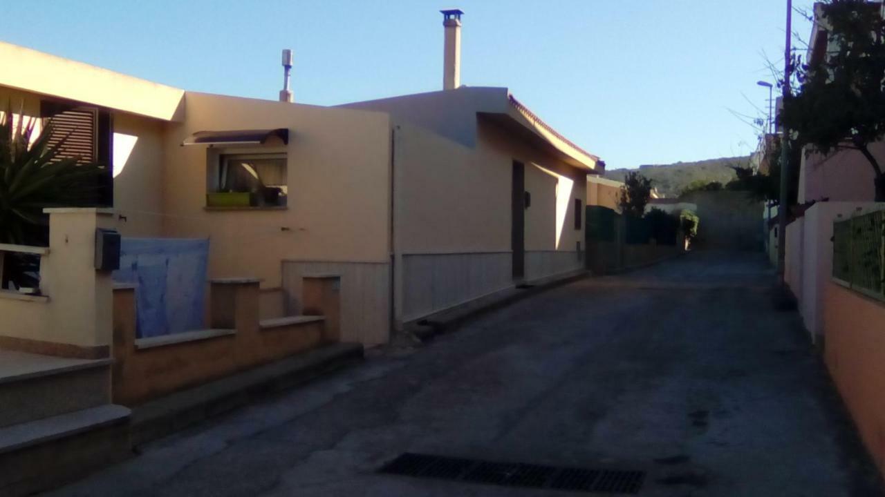 La Petronilla Apartment Castelsardo Bagian luar foto