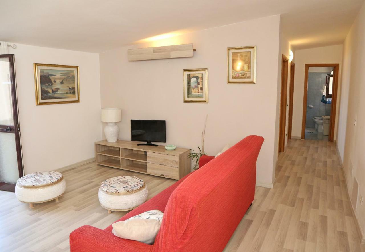 La Petronilla Apartment Castelsardo Bagian luar foto